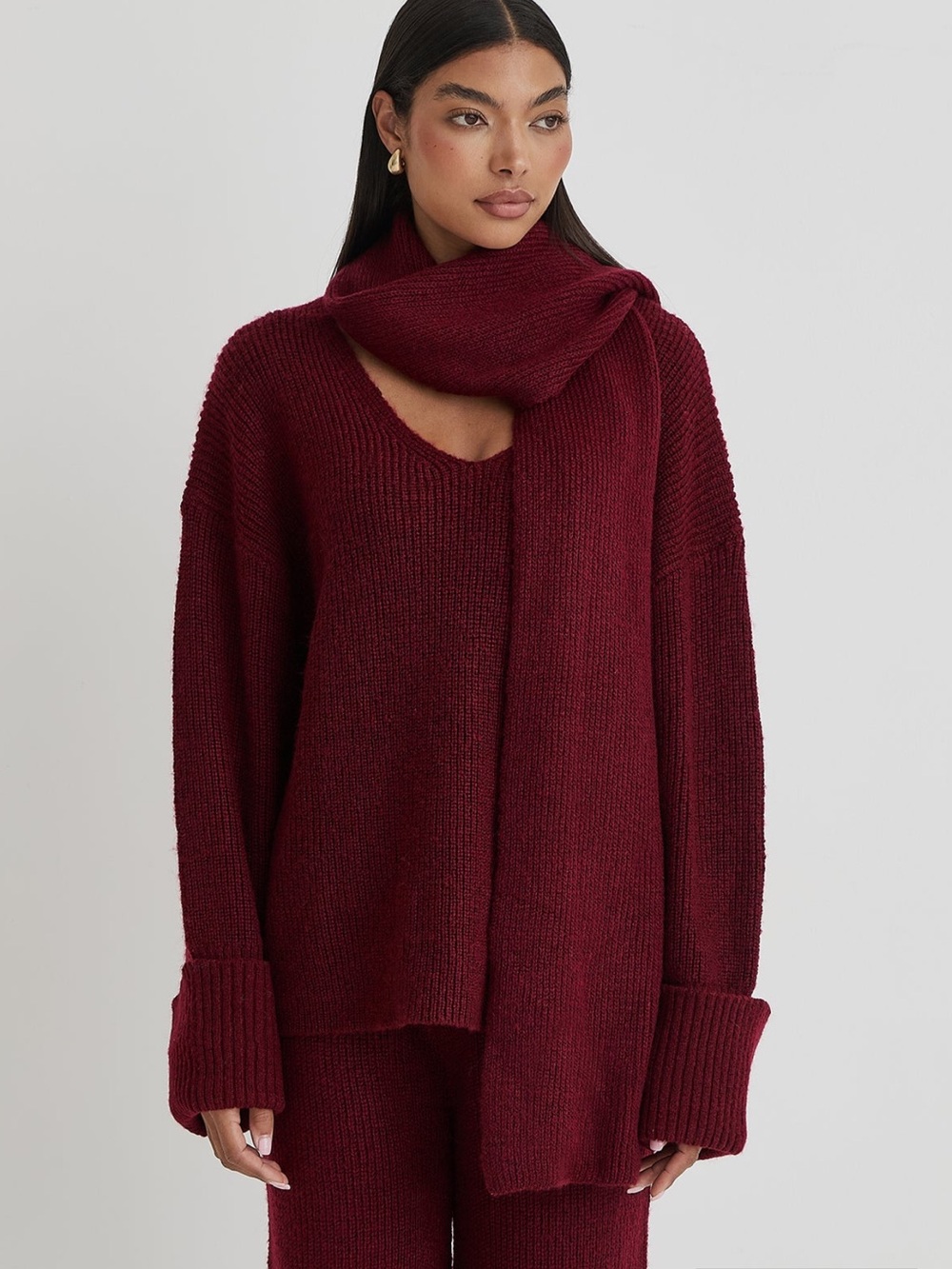 Oversized V-Neck Knit Sweater with Matching Scarf and Pants - Burgundy